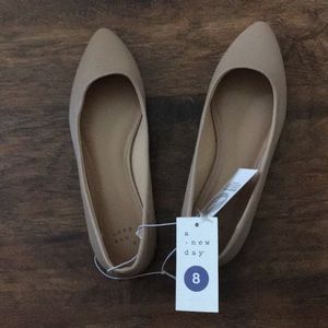 Nude Flats